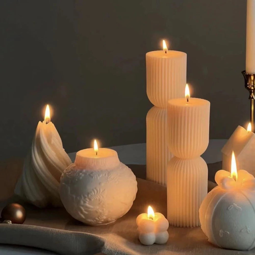 Nordic Large Home Decorative Candles Geometric Art Swirl Scented Candles Room Decors White Aesthetic Luxury Decoration Candle